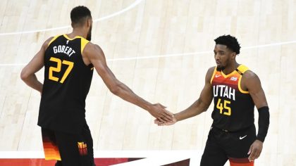 Donovan Mitchell Feeds Rudy Gobert For Big Dunk Against Spurs