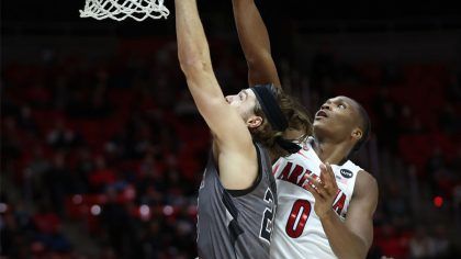 Utah Falls To No. 2 Arizona After Late First Half Run