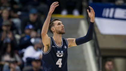 Aggies Huge Second Half Leads To Blowout Win Over Spartans