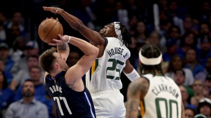 Mavericks Demolish Jazz In Game 5, Take 3-2 Lead