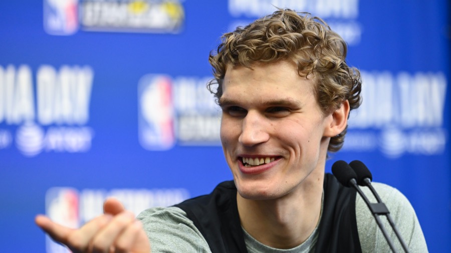 Lauri-Markkanen-Utah-Jazz-NBA...