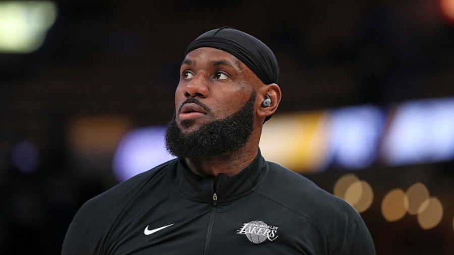 los angeles lakers lebron james...