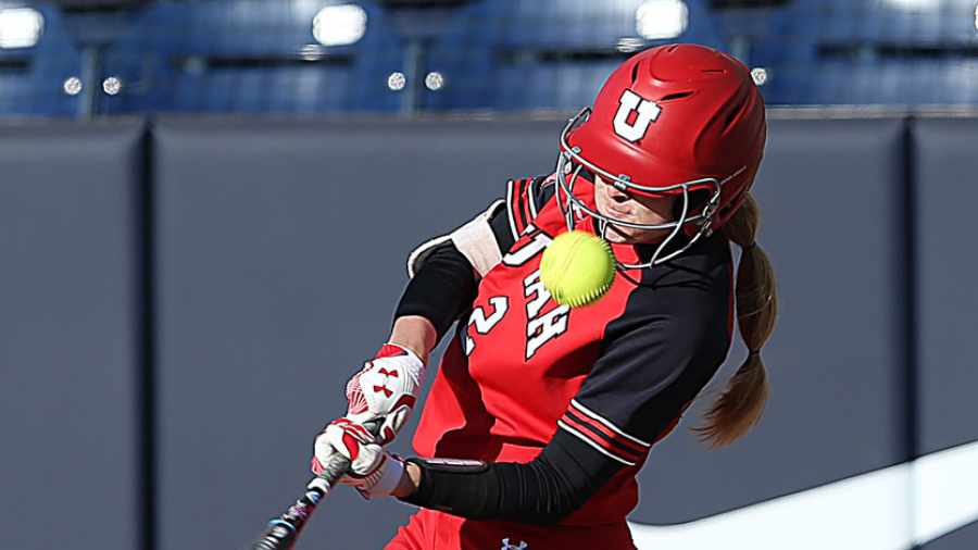 Ellessa-Bonstrom-Hits-the-ball-in-competition...